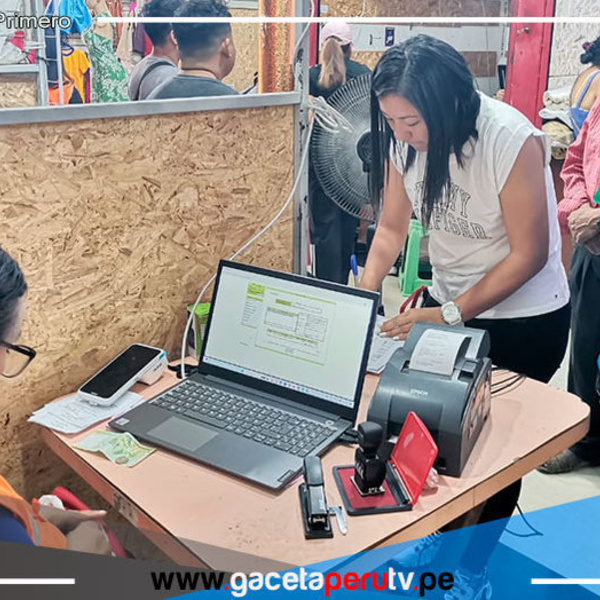 Más de 130 emprendedores reciben asesoría para formalizar sus negocios en el distrito de Comas