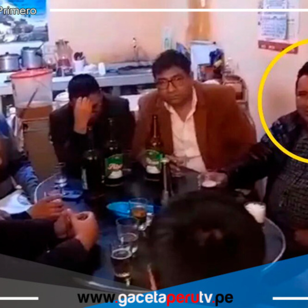 Cusco: Alcalde de Cachimayo es captado tomando cerveza en horario laboral