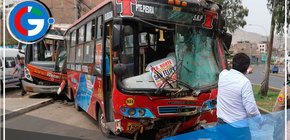 Choque de tres buses causa caos vehicular y múltiples heridos en Comas