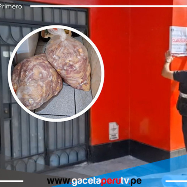 Clausuran chifa por encontrar cucarachas muertas
