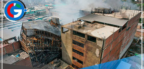 Lima: Bomberos no pueden apagar aún el incendio en Barrios Altos