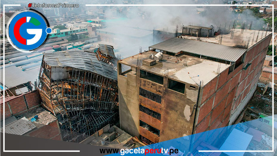 Lima: Bomberos no pueden apagar aún el incendio en Barrios Altos