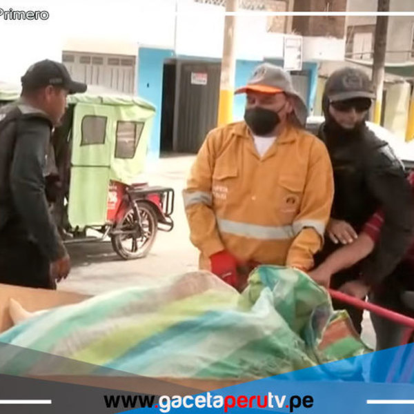 "Los Cazadores de Cochinos" liderados por el alcalde Villegas, luchan contra la acumulación de basura en las calles de Comas