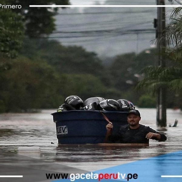 Peruanos afectados por inundaciones en Brasil claman por ayuda de su embajada
