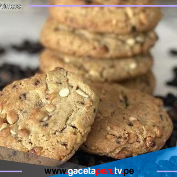 Cocina una ricas galletas con chocolate blanco y café