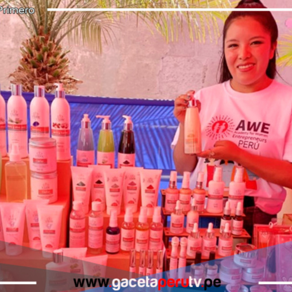 Feria AWE en Arequipa impulsa a mujeres emprendedoras