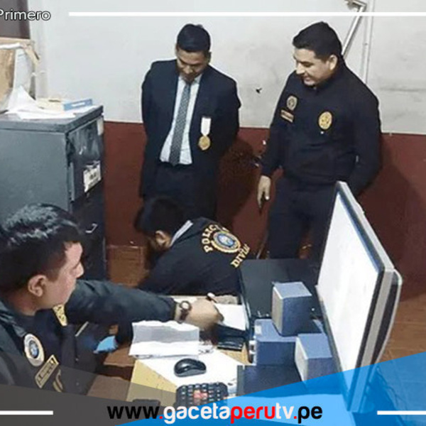 Arrestan a policías que presuntamente liberaban a detenidos por dinero