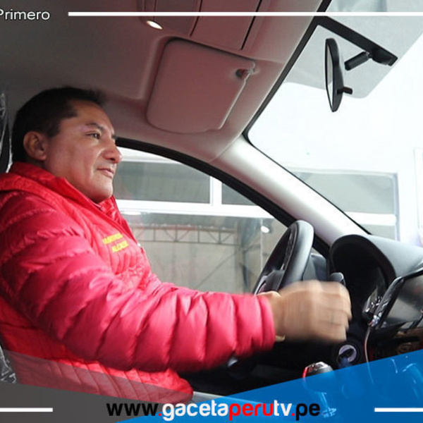 Comas Recibe 40 Camionetas Nissan Frontier para Reforzar la Seguridad