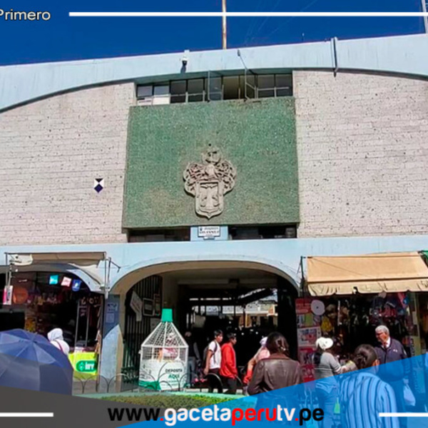 Emoliente en el mercado San Camilo: Un sabor imprescindible en tu visita a Arequipa