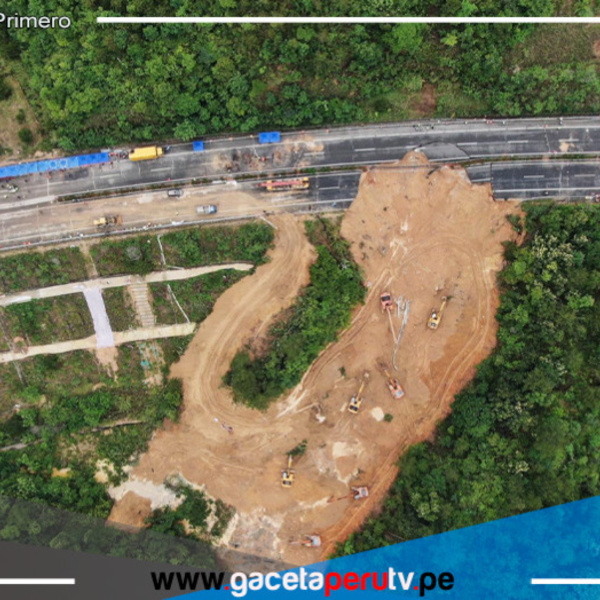 Tragedia en China: Colapso de autopista deja decenas de muertos y heridos