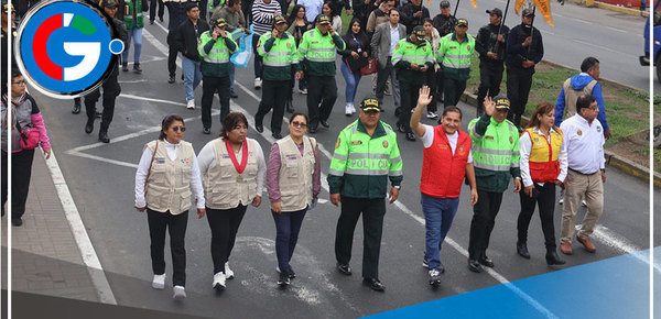 Alcalde Ulises Villegas encabeza la Caminata por la Paz, Seguridad  y  Simulacro Nacional Multipeligro 2024en Comas