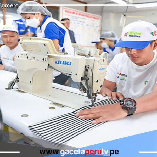 Capacitación gratuita empodera a jóvenes de Arequipa en el sector textil