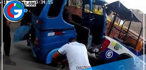 Hombre evita ir al depósito destruyendo su mototaxi