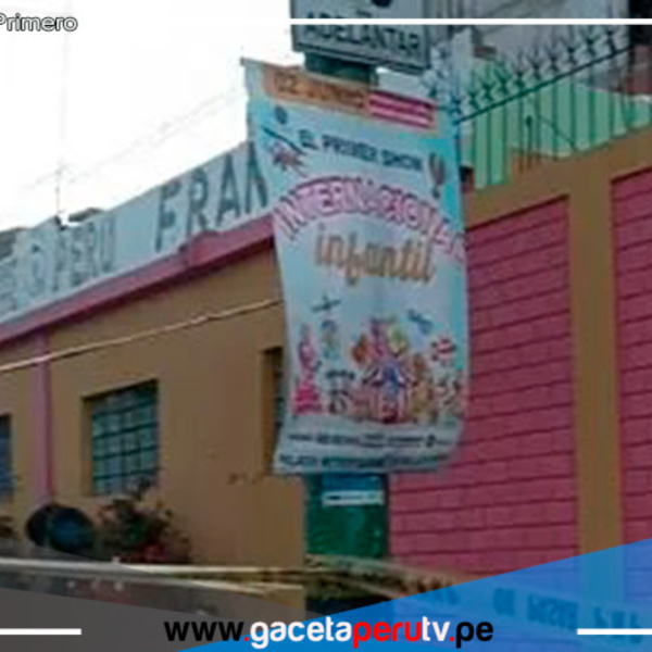 Colegio en peligro de colapso por filtración de aguas servidas