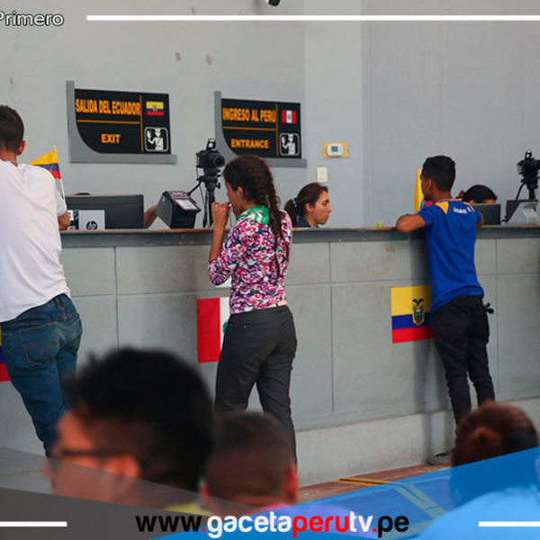 Desde mañana martes venezolanos deberán presentar visa y pasaporte para ingresar a Perú 