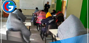 Huancavelica: escolares estudian abrigados con frazadas