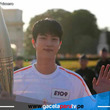 Jin de BTS articipa en el relevo de la antorcha olímpica de París 2024