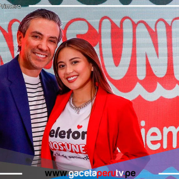 Amy Gutiérrez y Álvaro Rod juntos en el himno Teletón 2024 