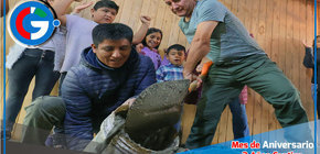 Alcalde de Comas lidera faena comunal en partes altas del distrito