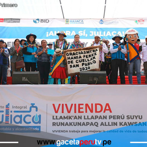 Juliaca: Colocan primera piedra del proyecto de saneamiento más grande 