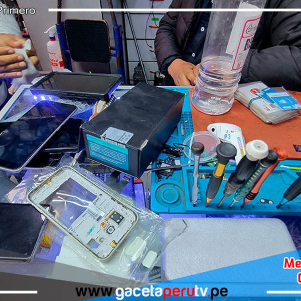 Policía incauta celulares de dudosa procedencia en Cercado de Lima