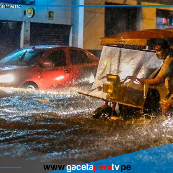 Perú declara emergencia en 338 distritos por lluvias