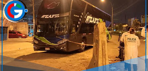 Bus atacado a balazos en Carretera Central, conductor herido en Ate