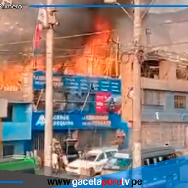 Incendio afecta vivienda en zona céntrica de Comas
