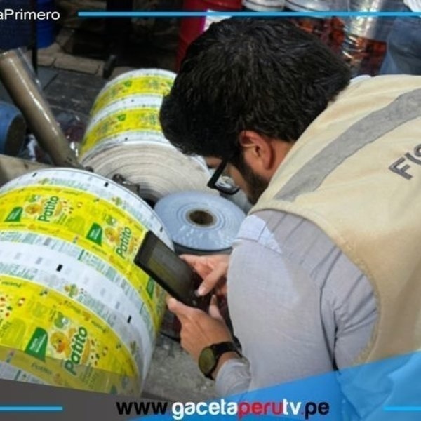 Falsificaban etiquetas de detergentes y alimentos en Huachipa