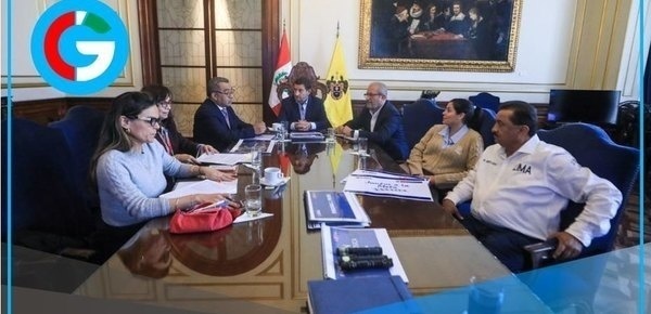 Alcalde y ministro coordinan acciones para nuevo tren metropolitano