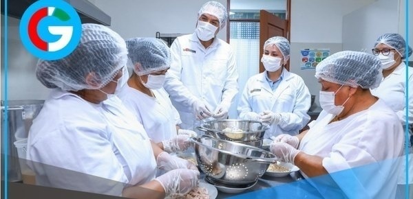 Jerí verifica desayunos de Qali Warma en Puente Piedra