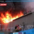 Incendio arrasa fábricas en Puente Piedra