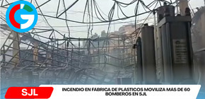 Incendio en fábrica de plásticos moviliza más de 60 bomberos en SJL