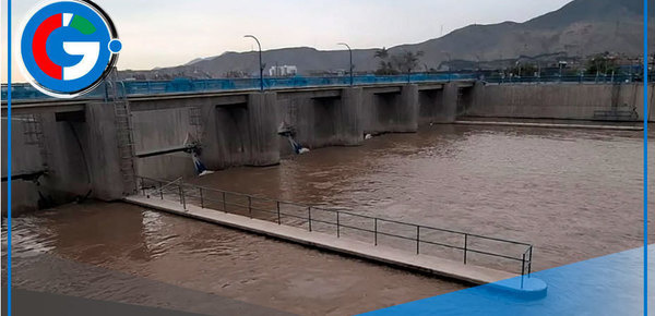 Crecida del río Rímac amenaza abastecimiento de agua en Lima