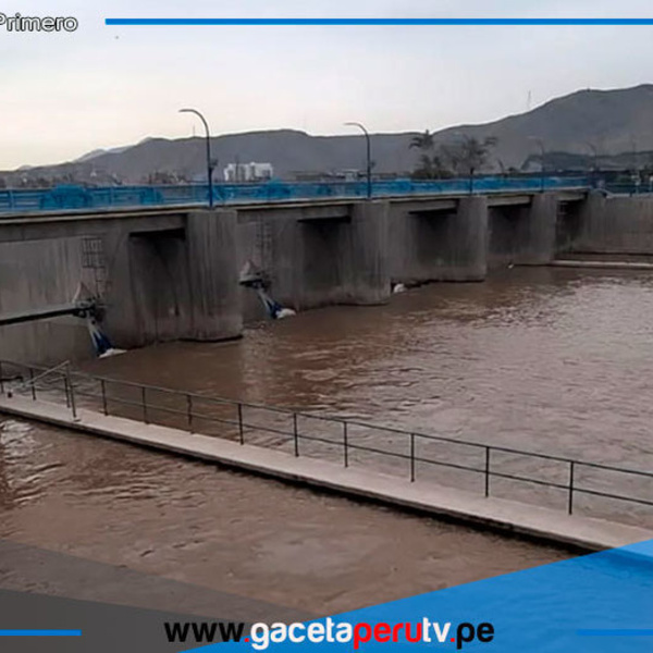Crecida del río Rímac amenaza abastecimiento de agua en Lima