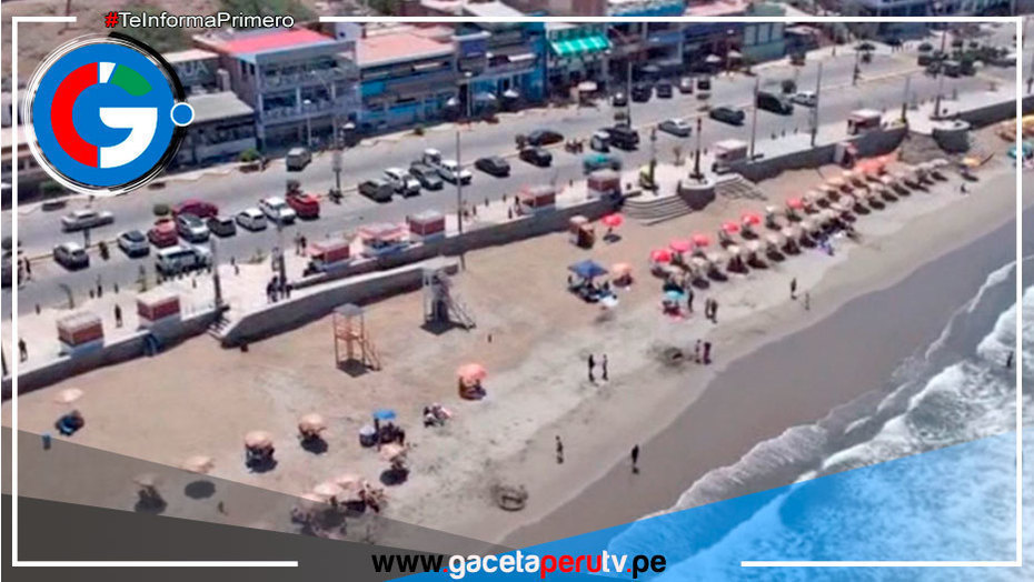 Conocida playa La Herradura vuelve a tener arena para disfrute de los bañistas