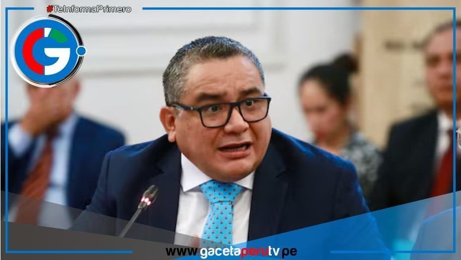 Juan José Santiváñez responde tras revelarse viaje familiar a EE.UU. 