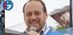 Alcalde arrastra violentamente a su pareja con su camioneta y ella no lo denuncia