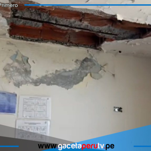 Colapso de techo en Centro de Salud de Arequipa 