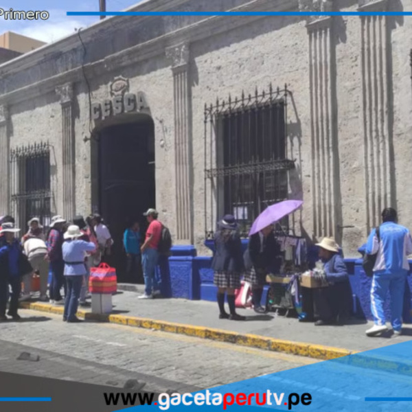 Escolar sufre robo a media cuadra de su colegio en el cercado de Arequipa 