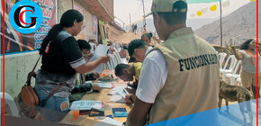 Ulises Villegas entregó constancias y plano visado en Collique