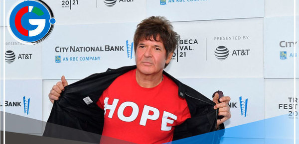 Muere Clem Burke, el legendario baterista de Blondie