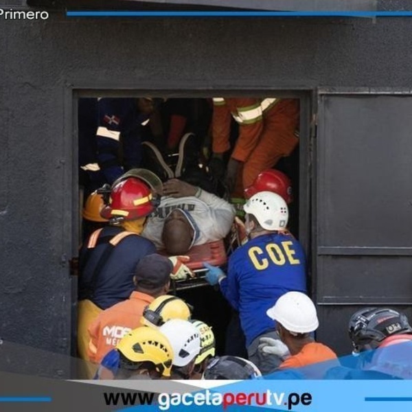 Los trabajos de rescate continúan con la esperanza de encontrar sobrevivientes, mientras el país enfrenta el luto por la tragedia. 