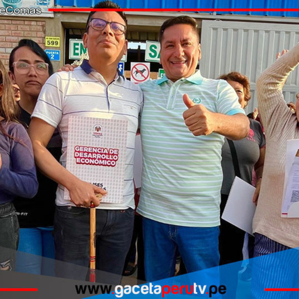 Municipalidad de Comas entrega certificados a 100 emprendedores