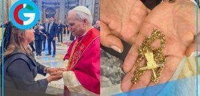 Presidenta Boluarte entrega Cruz de Motupe al papa León XIV