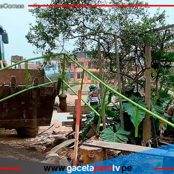 Municipio de Comas retira construcciones ilegales en vía pública