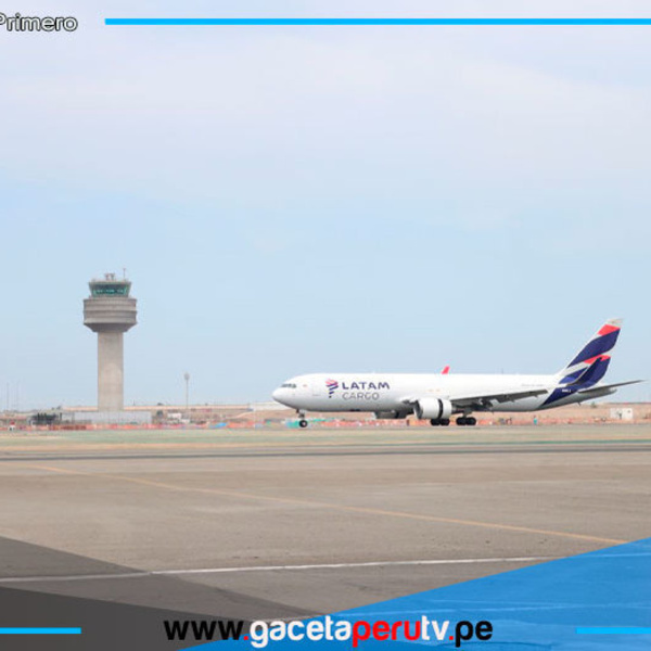  Vuelos suspendidos 12 horas en aeropuerto Jorge Chávez 