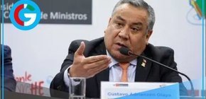 Adrianzén admite disposición a renunciar frente a creciente presión política 