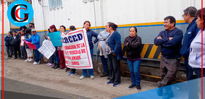 Padres protestan contra hospital que ocupa parque escolar seguro en Comas