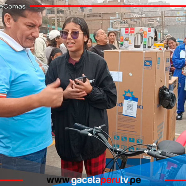 Alcalde Ulises Villegas instalará gras sintético en Comas